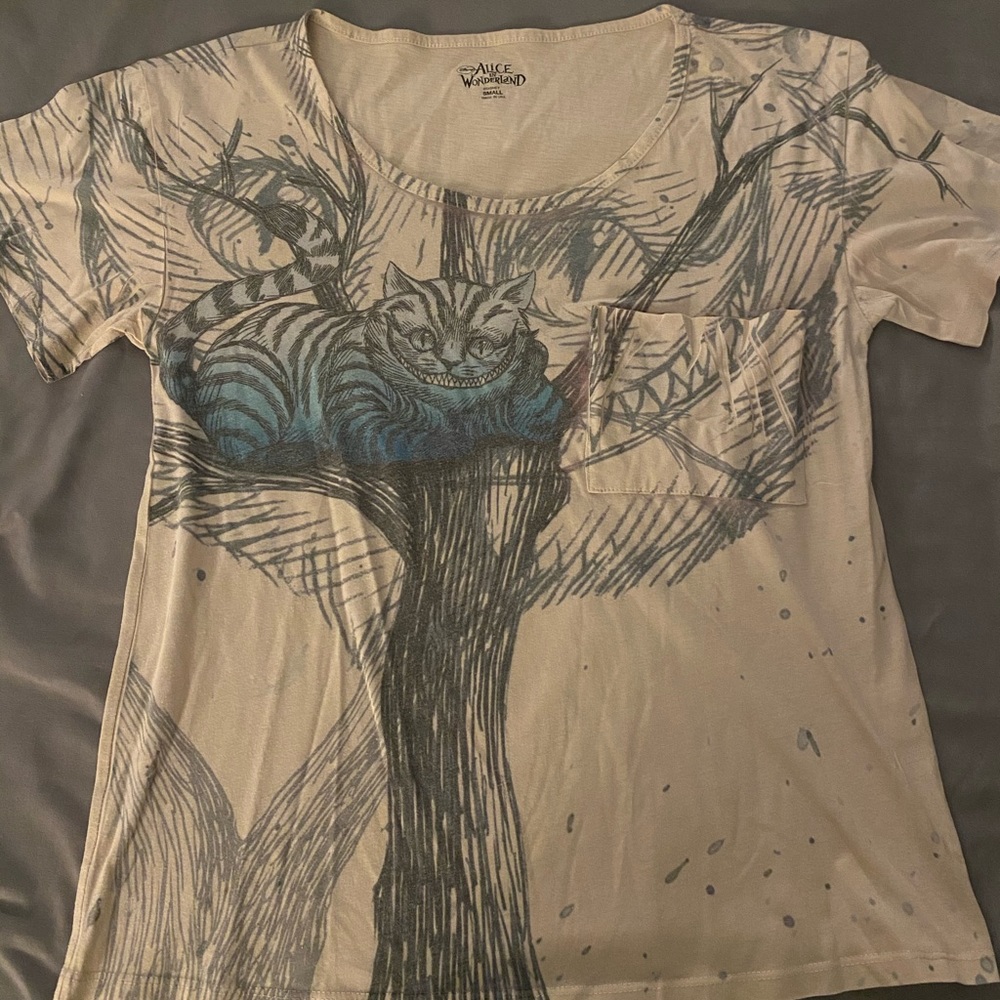 S - 🐱Cheshire Cat Tee